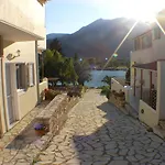 Geni Garden * Yénion