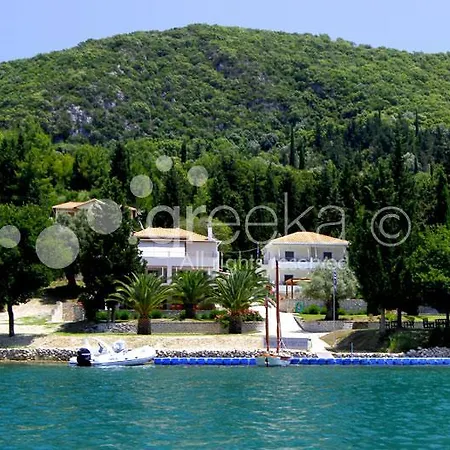 Geni Garden Hotel *